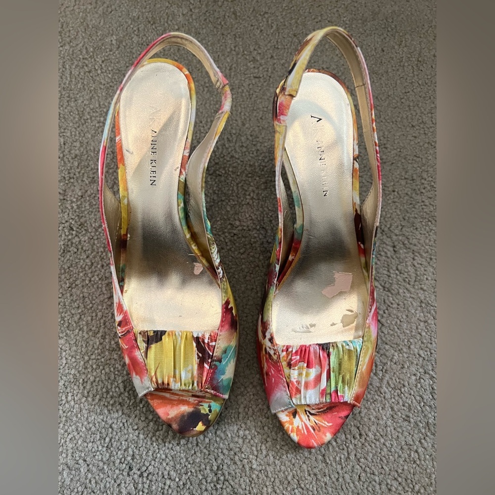 AK Anne Klein Floral Slingback Heels Size 7.5M Multicolor Open Toe Pumps - Picture 2 of 5
